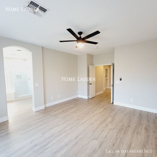 Building Photo - 14456 W Boca Raton Rd