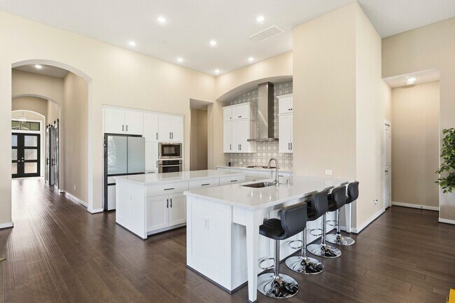 Building Photo - 2239 Plum Creek Dr