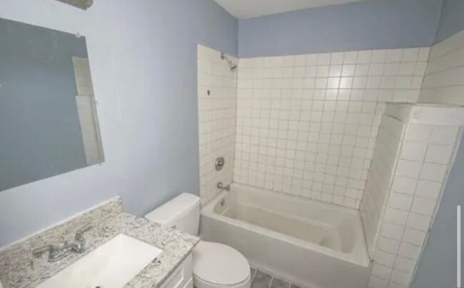 Building Photo - 3017-3019 Music St