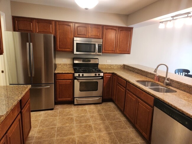 Building Photo - 2752 Granite Ct