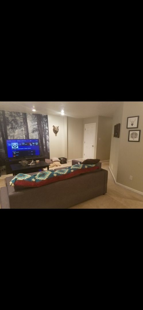 Building Photo - 383 Jubilee Dr