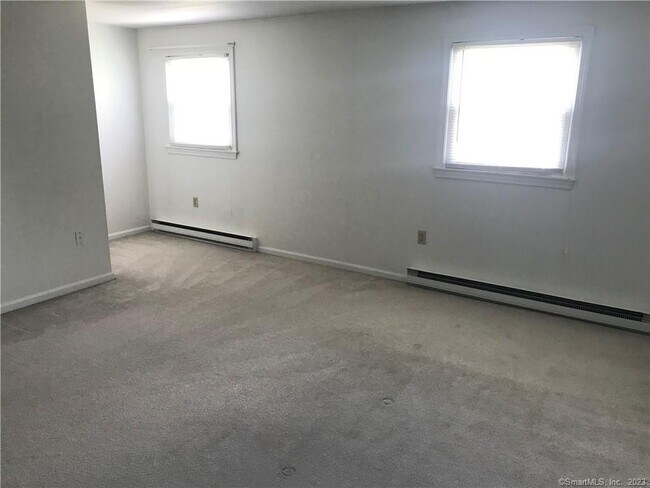 Building Photo - 1981 CT-12