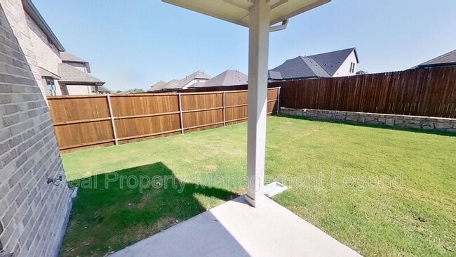 Building Photo - 442 Diamond Creek Dr