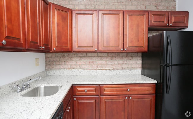 Interior Photo - Bristol House Apartments