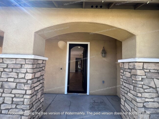 Building Photo - Nice Home For Rent