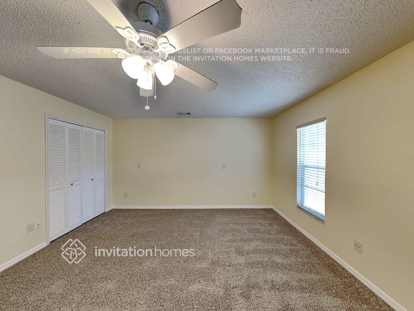 Building Photo - 322 W Hornbeam Dr