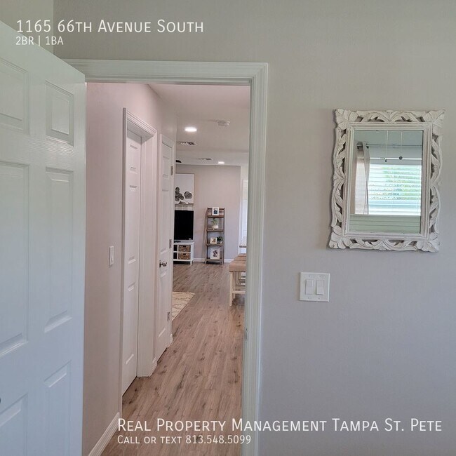 Building Photo - OUTSTANDING ST PETERSBURG POOL HOME AVAILA...
