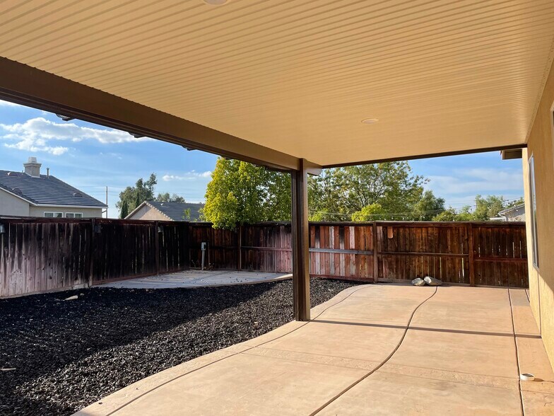 Building Photo - 33377 Mesolite Way