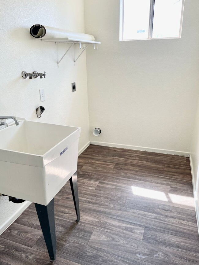 Building Photo - Gilbert & Southern 3 Bed/2 Bath Home In Mesa!