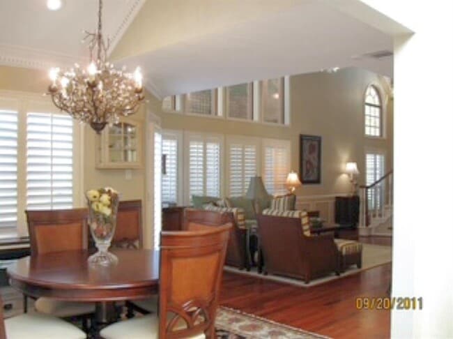 Building Photo - 18230 Vinland Dr