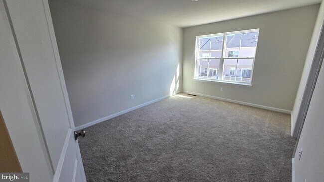 Building Photo - 1344 Red Clover Ln