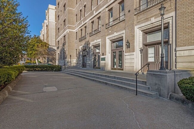 Building Photo - 2001 16th St NW