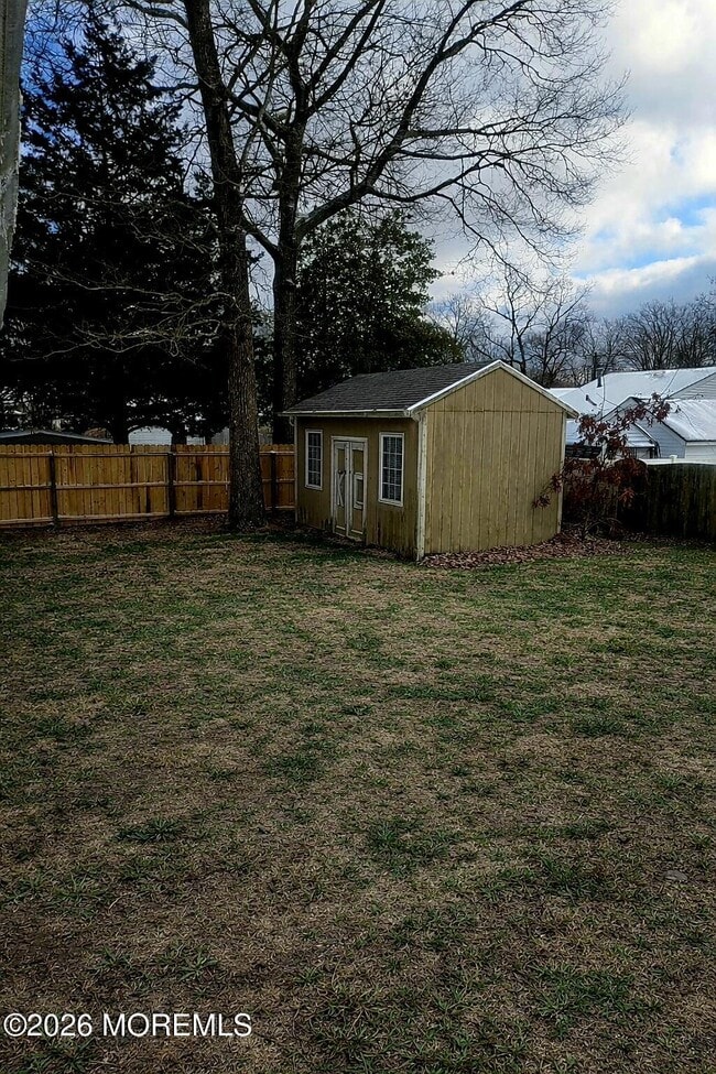 Building Photo - 361 Constitution Dr