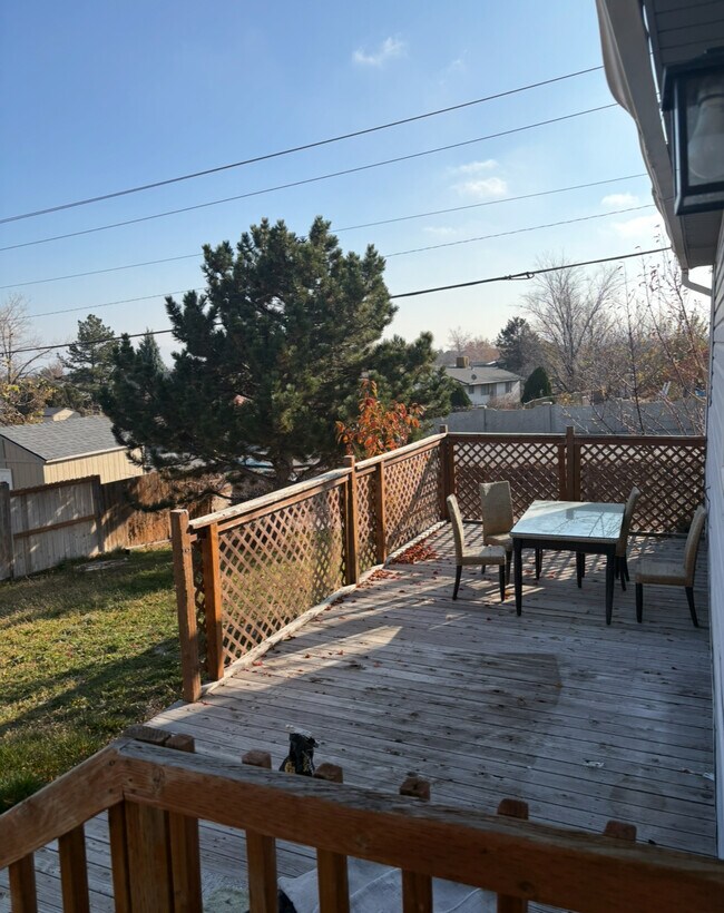 Building Photo - 6189 Dewdrops Dr