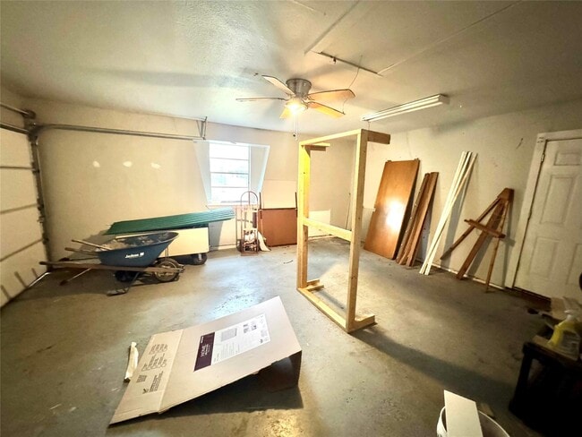 Building Photo - 1213 Connie St