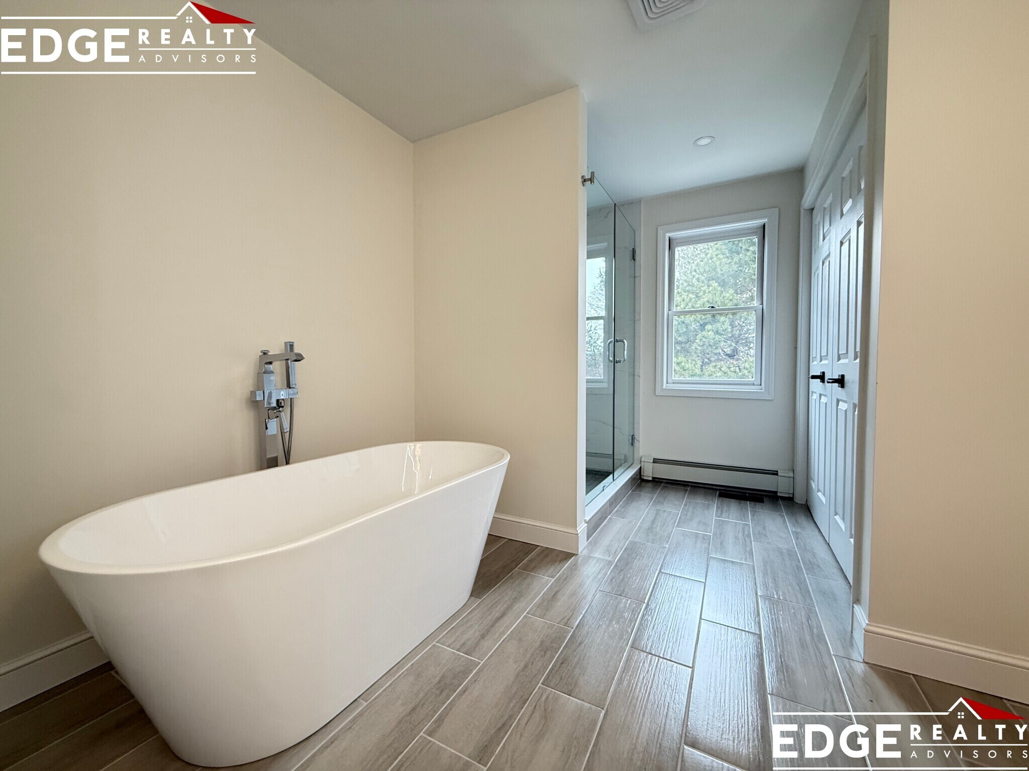 Building Photo - 29 Cottage St