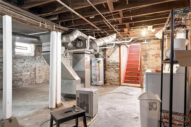 Basement 2 - shared laundry - 1110 27th Ave NE