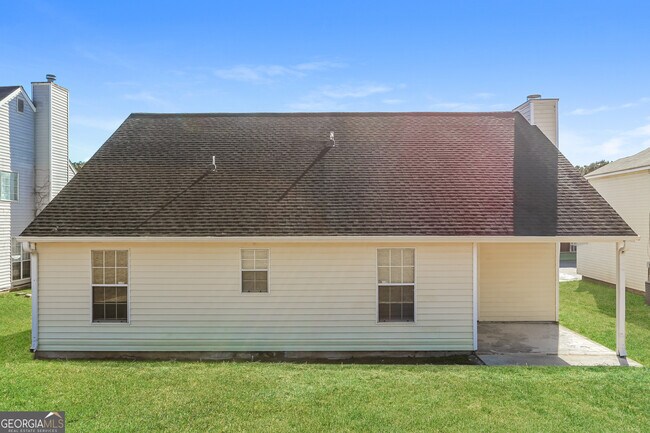 Building Photo - 8147 Mountain Pass