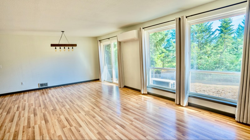 Building Photo - 6216 255th St Ct E