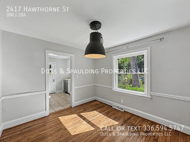 Building Photo - 2417 Hawthorne St