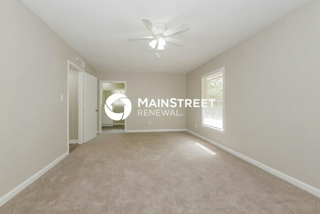 Building Photo - 4 Bedroom Pet-Friendly Home in MORROW, GA ...