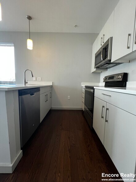 Building Photo - 40A Marion St