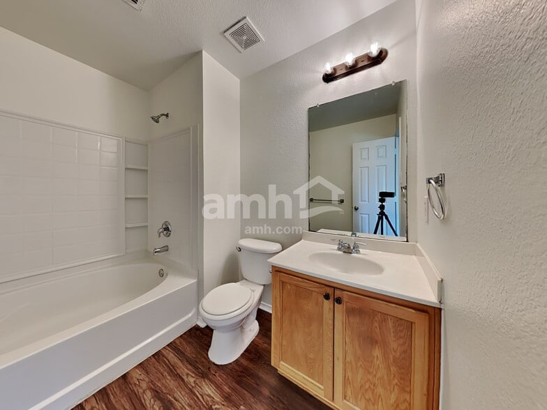 Building Photo - 10328 Roosevelt Gap Ct