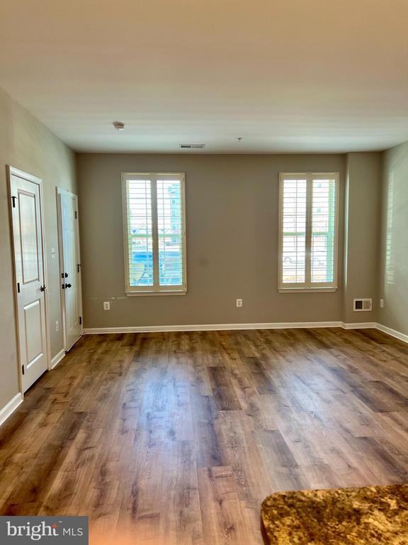 Building Photo - 6508 Walcott Ln