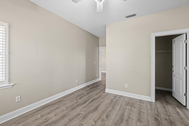 Building Photo - 113 Sea Garden Ct