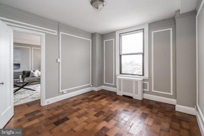 Building Photo - 2031 Locust St