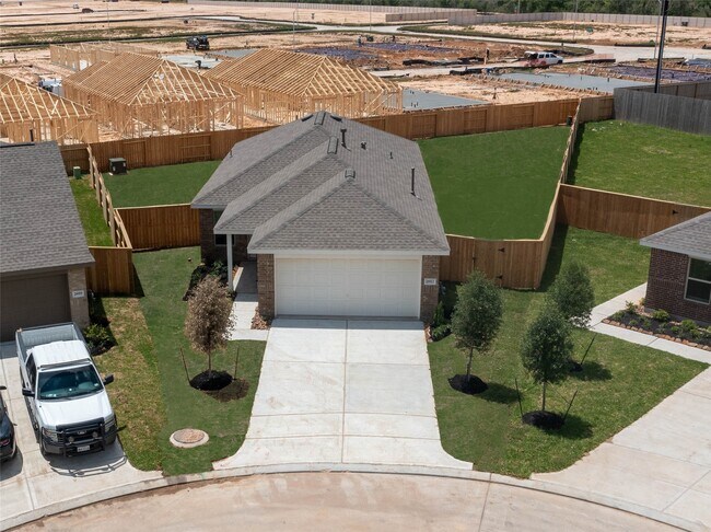 Building Photo - 26923 Wilderye Cv Ln