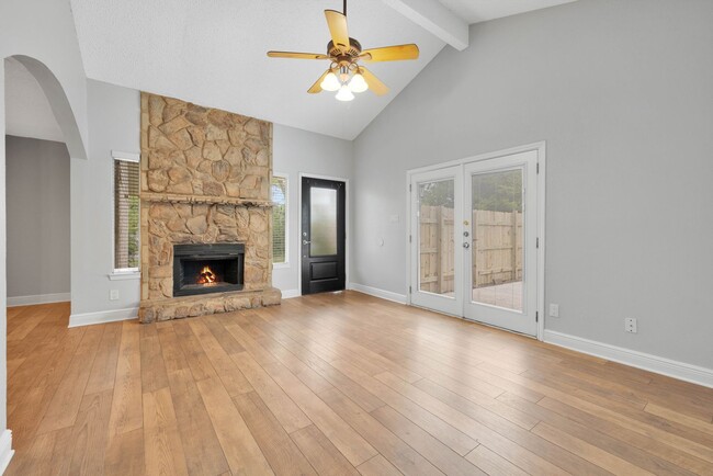 Building Photo - Beautiful one story home near Sea World fo...