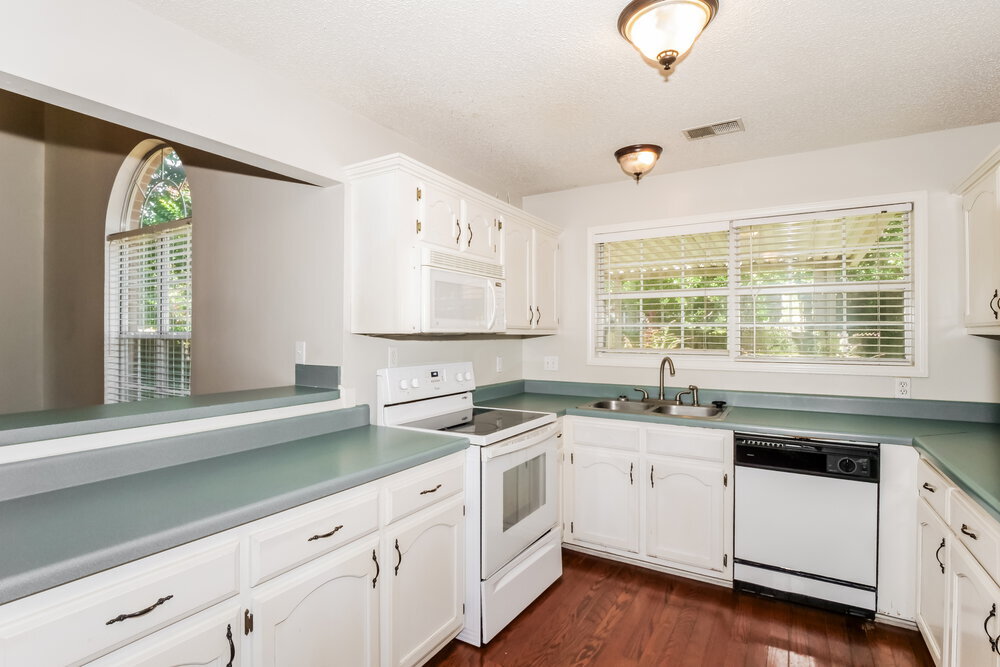 Building Photo - 10102 Fox Hunt Dr