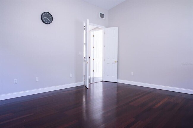 Building Photo - 9768 Bay Vista Estates Blvd