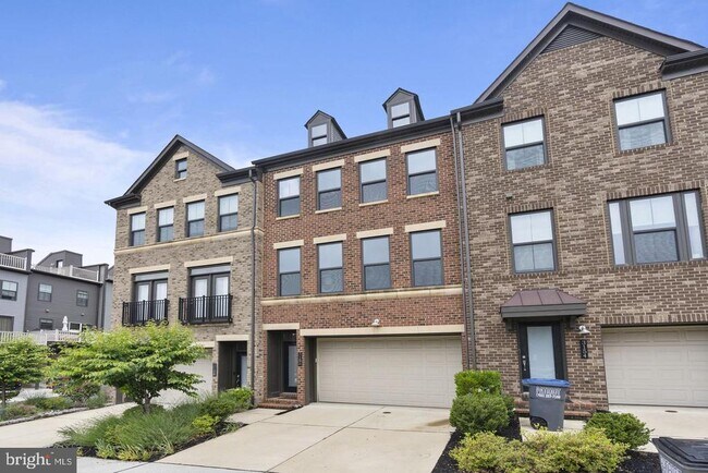 Building Photo - 3156 Goldenwave Ct