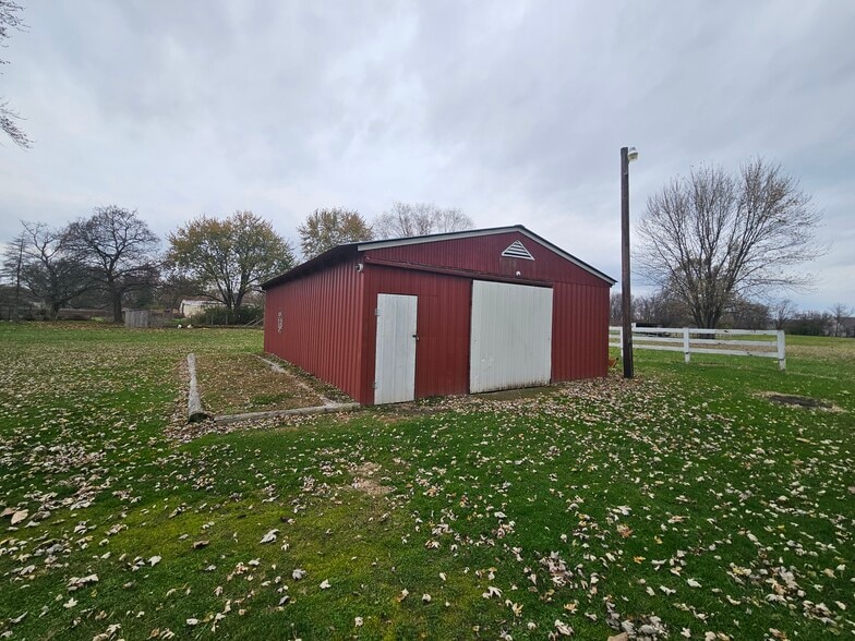 Building Photo - 3336 Orders Rd