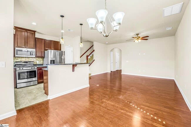 Building Photo - 446 Christiane Way