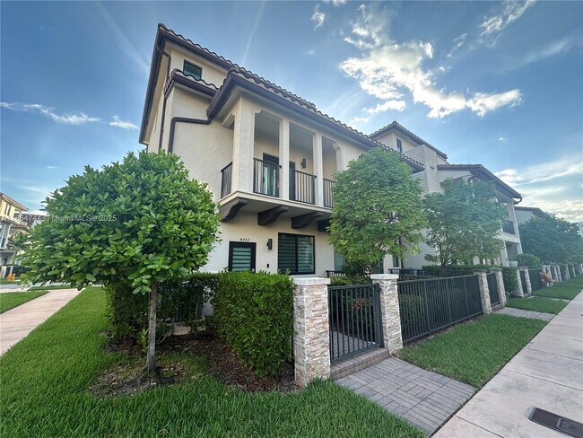Building Photo - 4702 NW 83rd Path