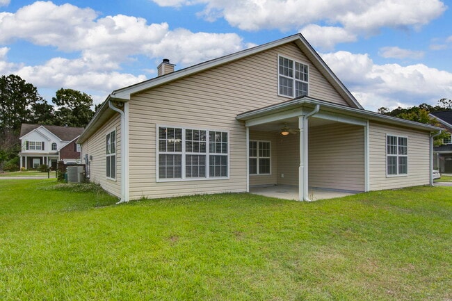Building Photo - 111 Meadowvale Ln