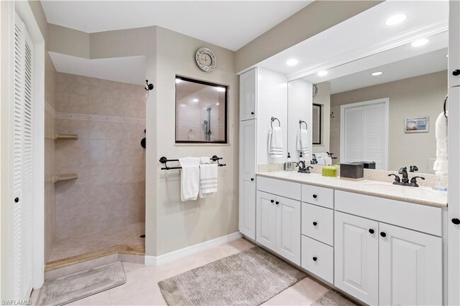 Building Photo - 16181 Fairway Woods Dr