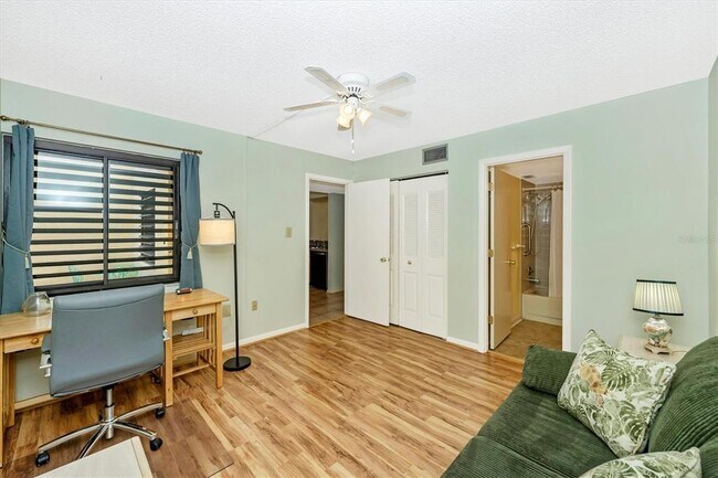 Building Photo - 5219 Lake Village Dr