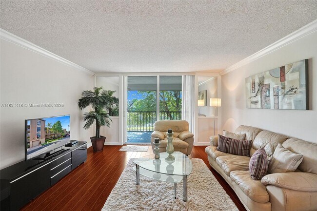 Building Photo - 370 NW 76th Ave