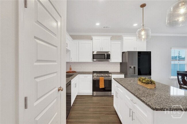 Building Photo - 5794 Ogeechee Rd