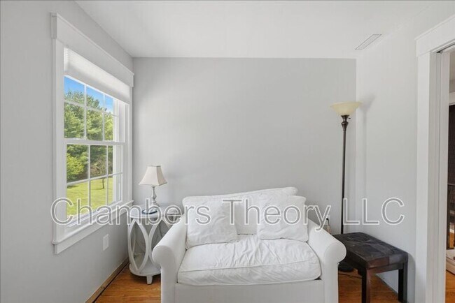 Building Photo - 14410 Otis Ct
