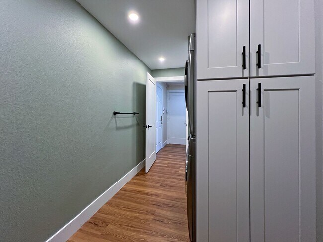 Building Photo - Gorgeous 3 Bedroom 2 Bath Home in Desirable Fairwood, Renton