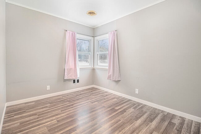 Building Photo - 13185 E Old US Hwy 12