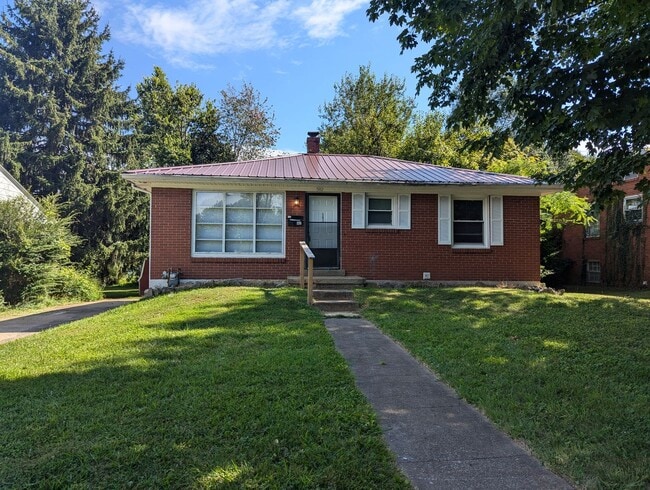 Primary Photo - 507 Orchard Dr