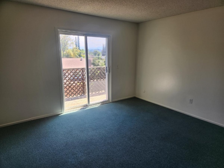 Building Photo - 776 Libby Dr