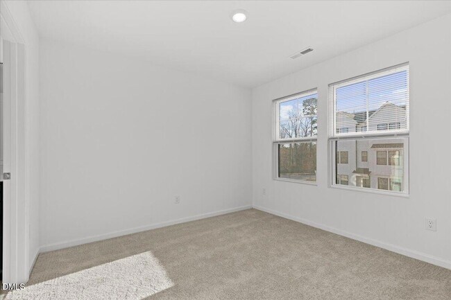 Building Photo - 1504 Crescent Townes Wy