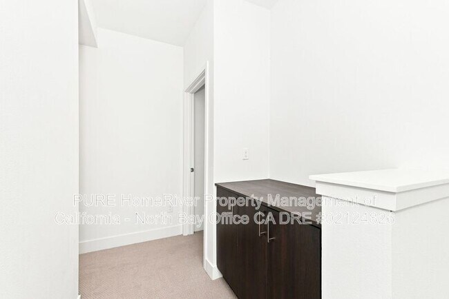 Building Photo - 295 Gambrel Cir